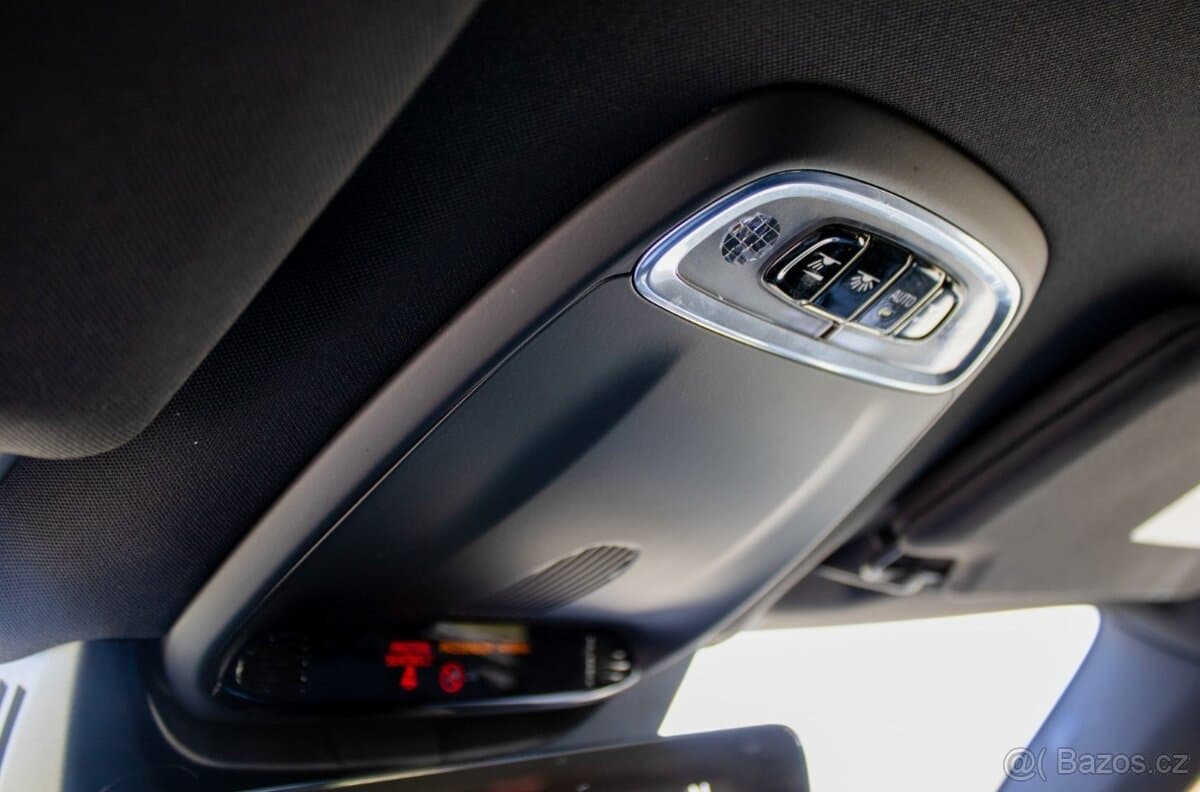 2017 Volvo XC90 - 13