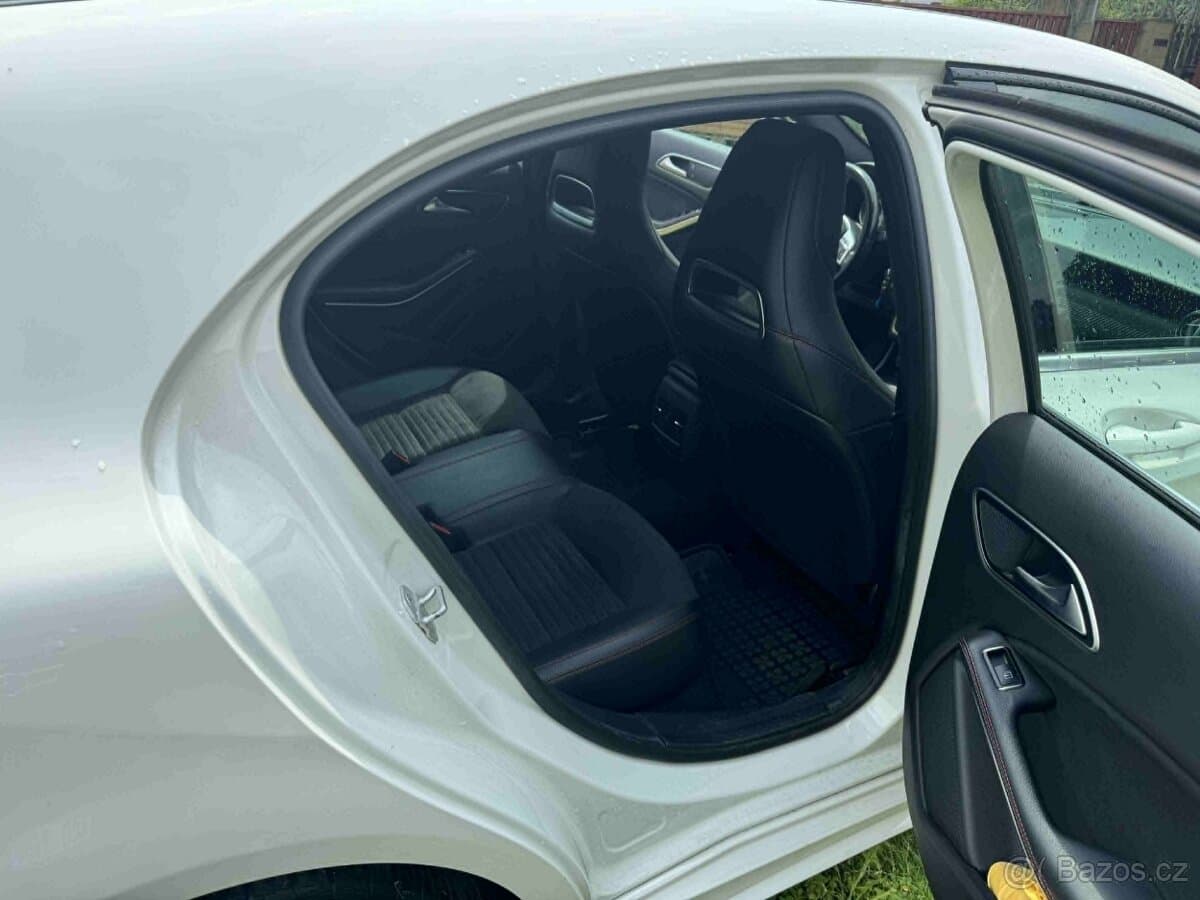 2015 Mercedes-Benz OSTATNÍ - 13