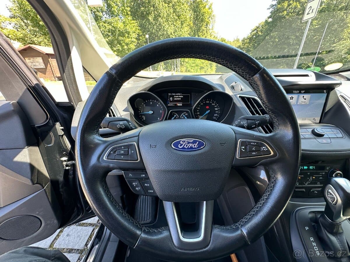 2017 Ford C-MAX - 13