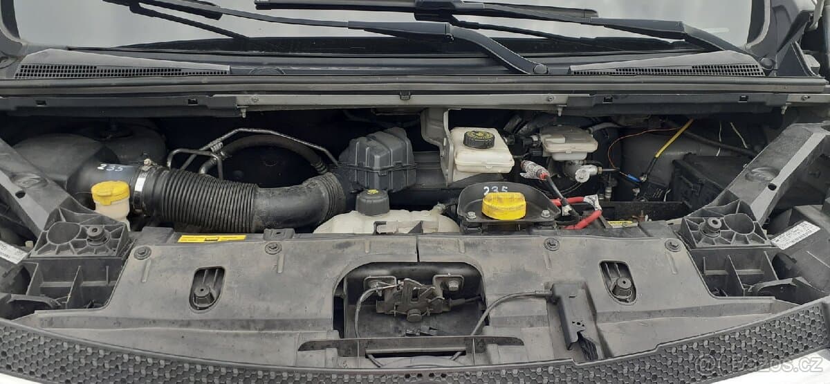 2015 Opel VIVARO - 13