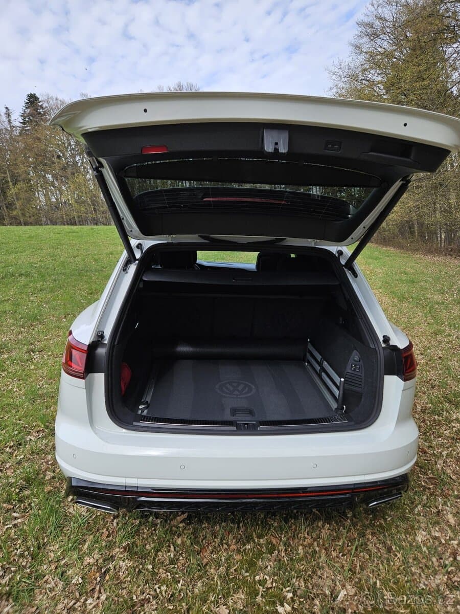 Volkswagen TOUAREG - 13
