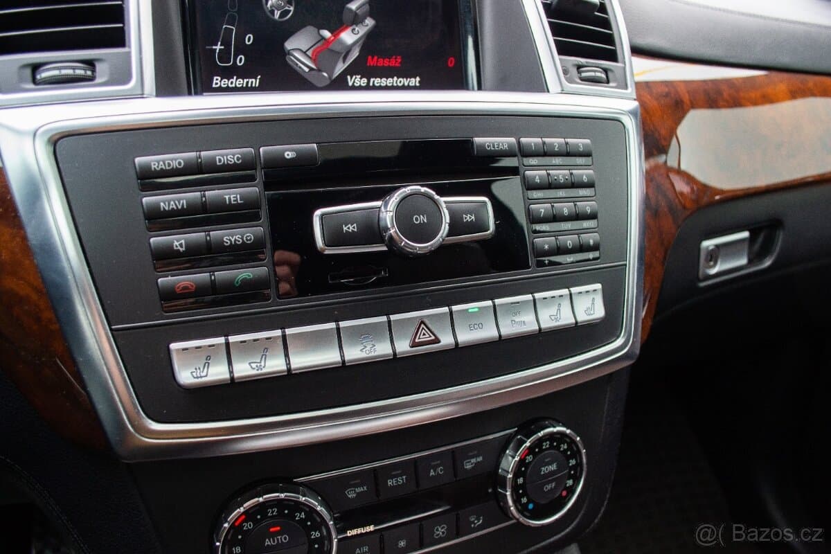 2013 Mercedes-Benz GL - 13