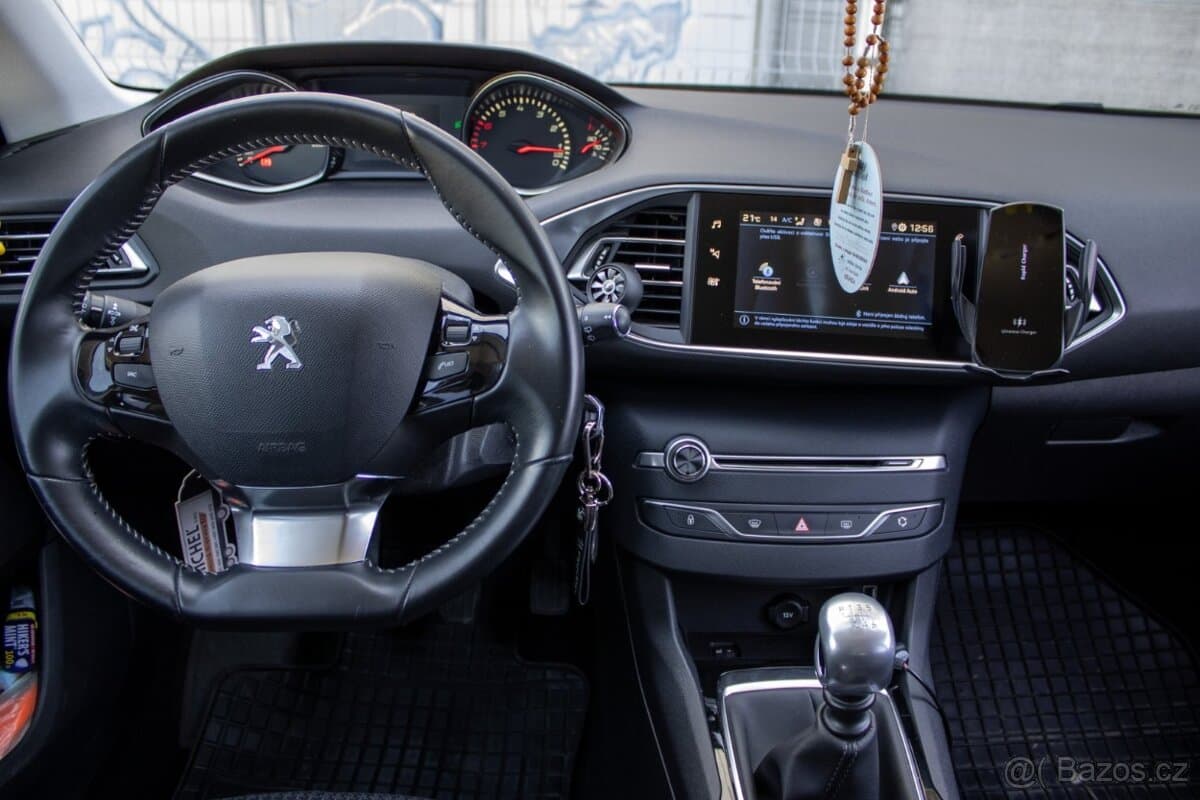 2019 Peugeot 308 - 13