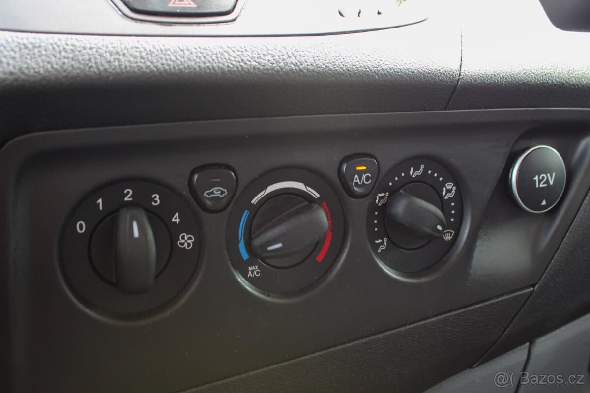 2016 Ford TRANSIT - 13