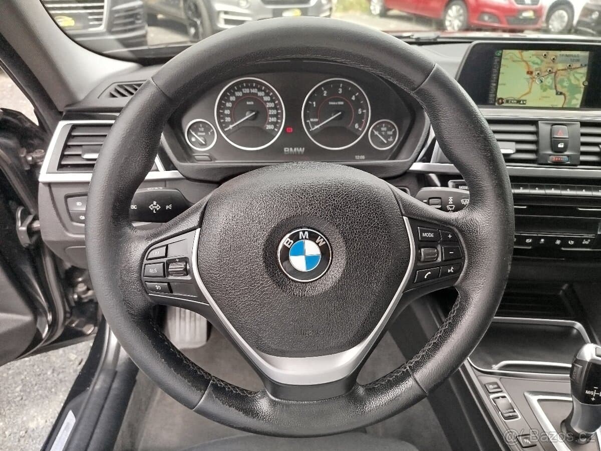 2015 BMW M3 - 13