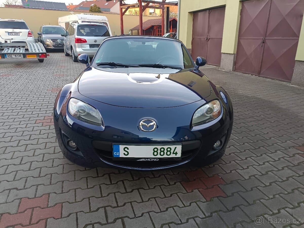 2010 Mazda MX-5 - 13