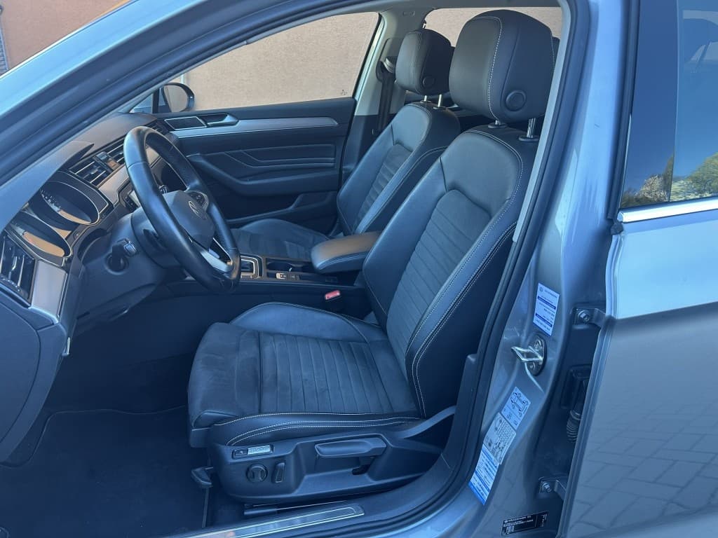 2021 Volkswagen PASSAT - 13