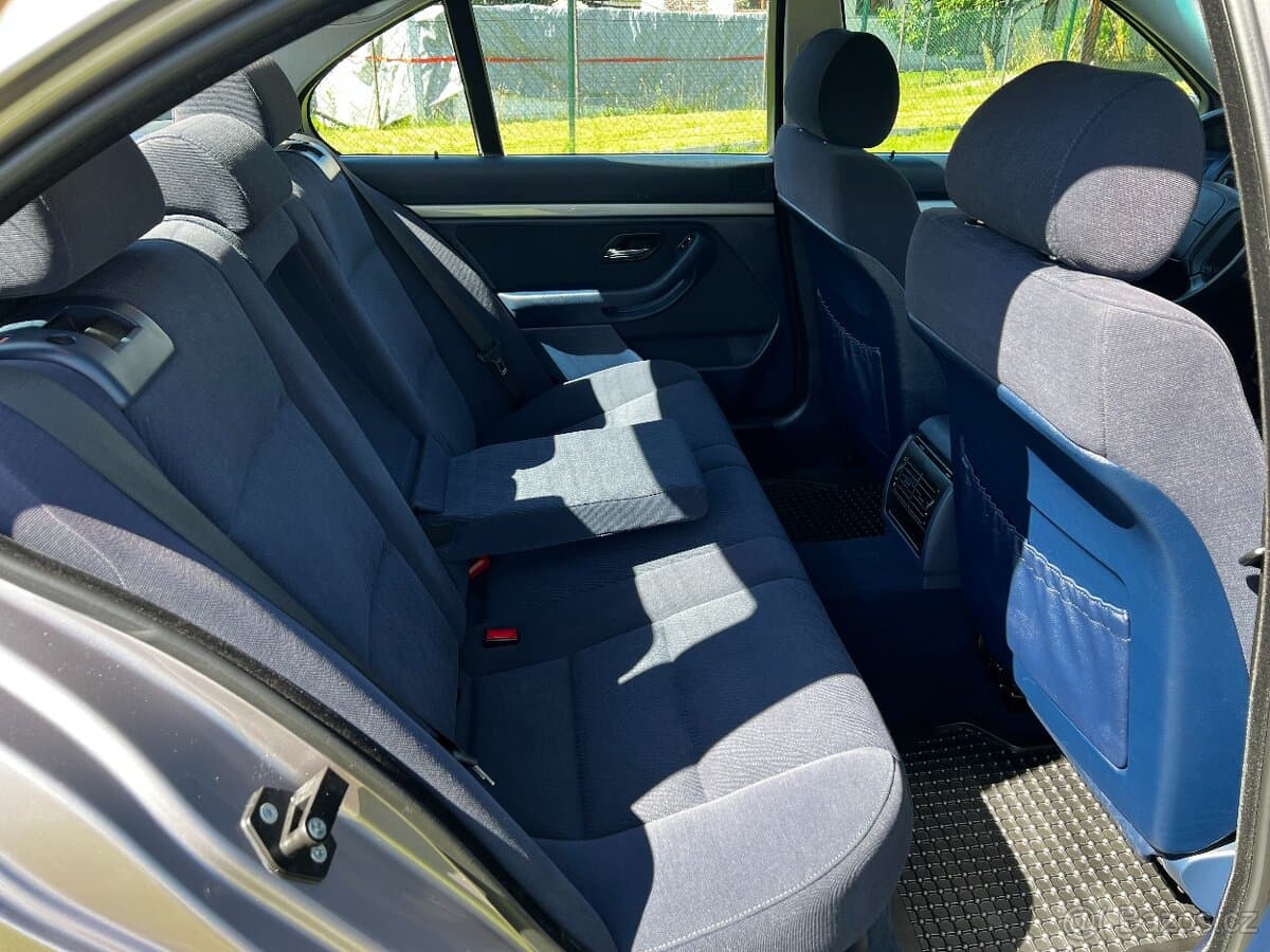 2001 BMW 5-SERIES - 13