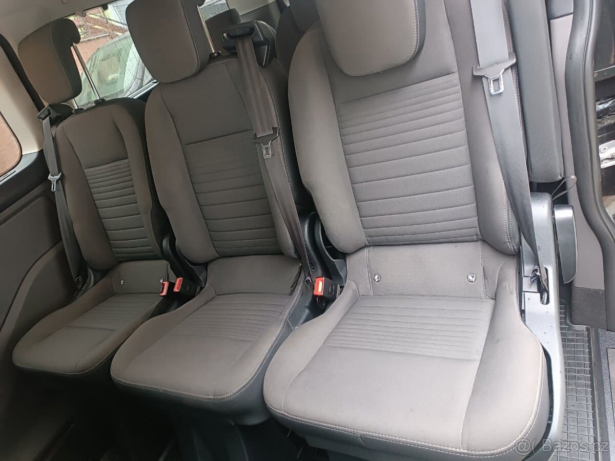 2019 Ford TOURNEO - 13
