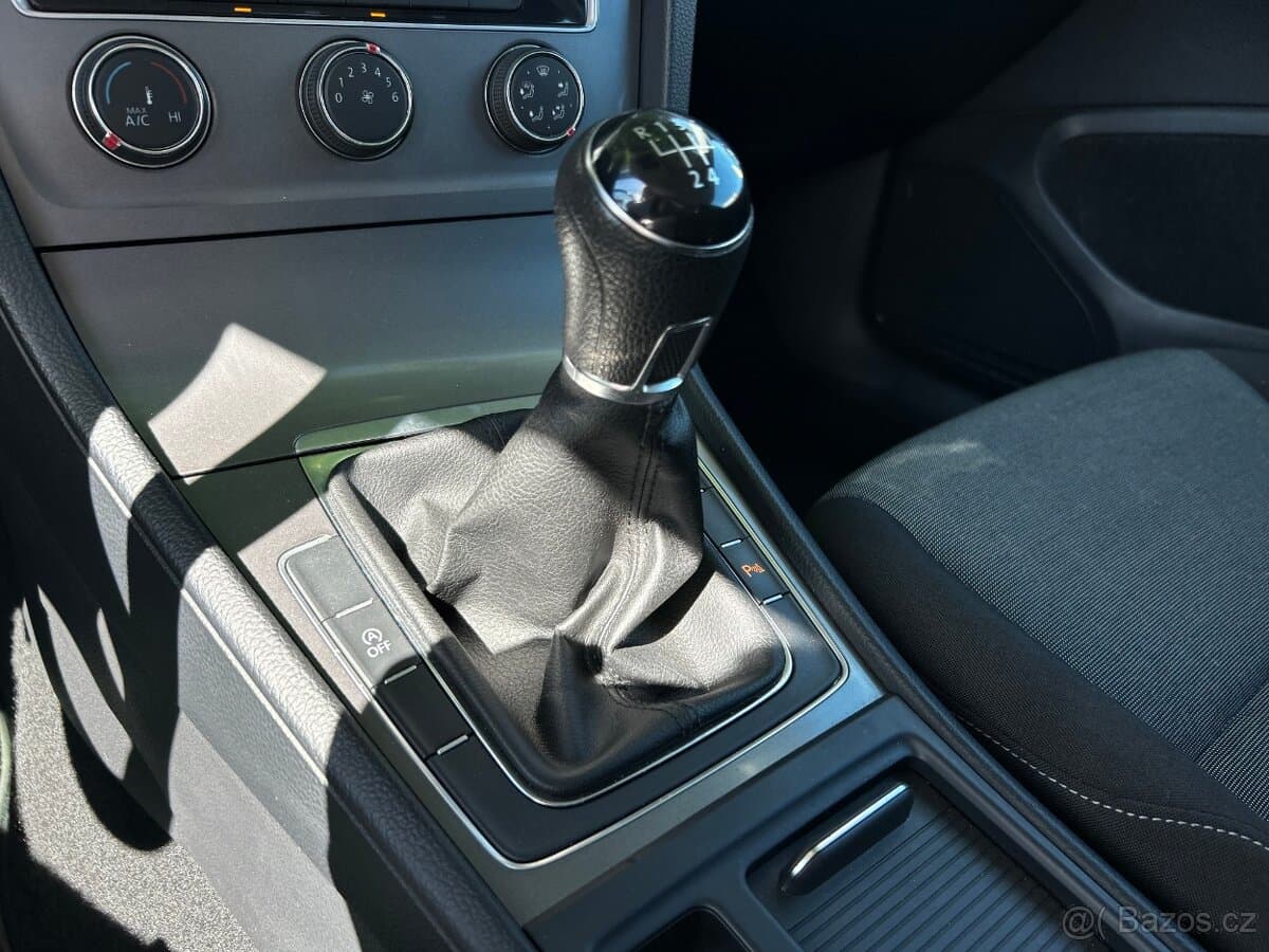 2013 Volkswagen GOLF - 13