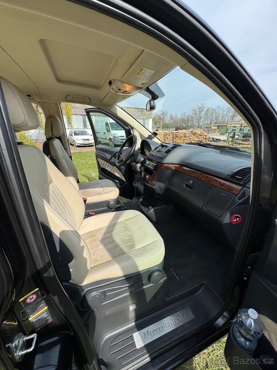 2009 Mercedes-Benz VIANO - 13