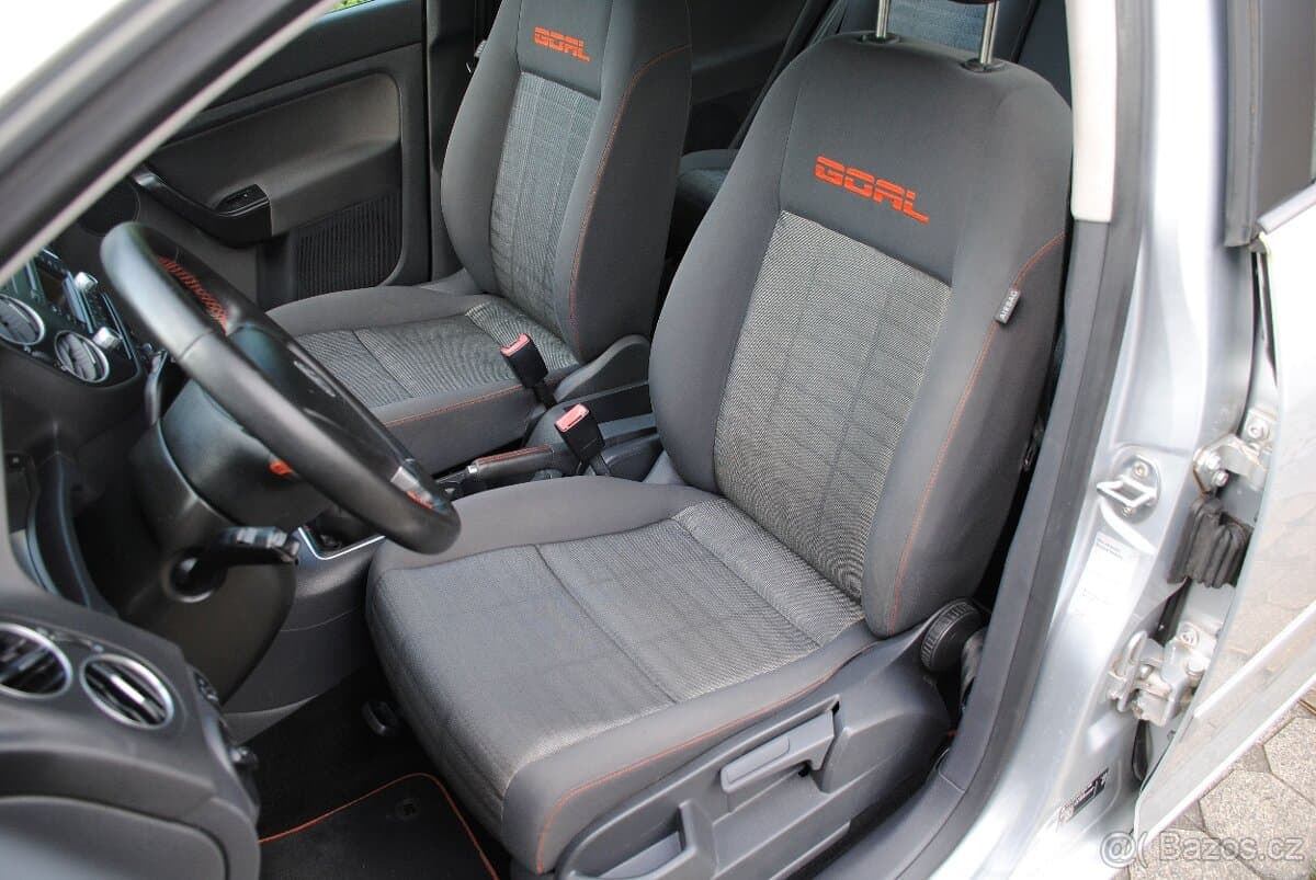 2006 Volkswagen GOLF - 13