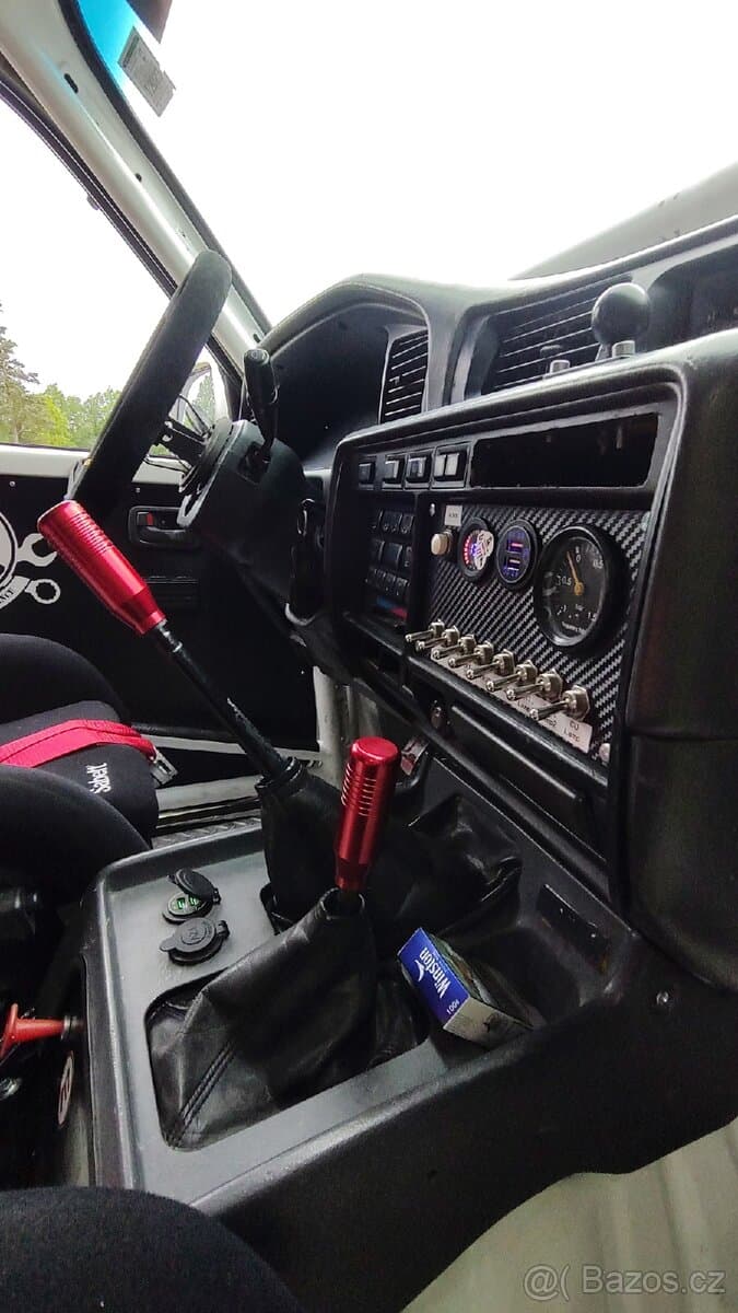 Toyota LAND CRUISER - 13