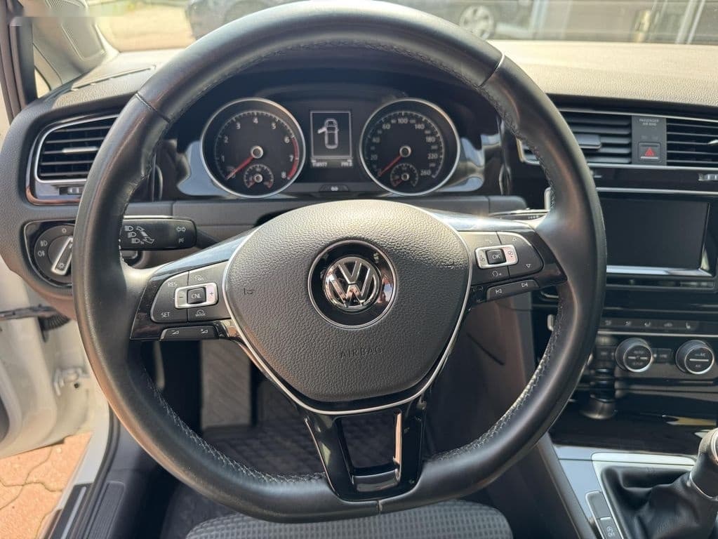 2014 Volkswagen GOLF - 13