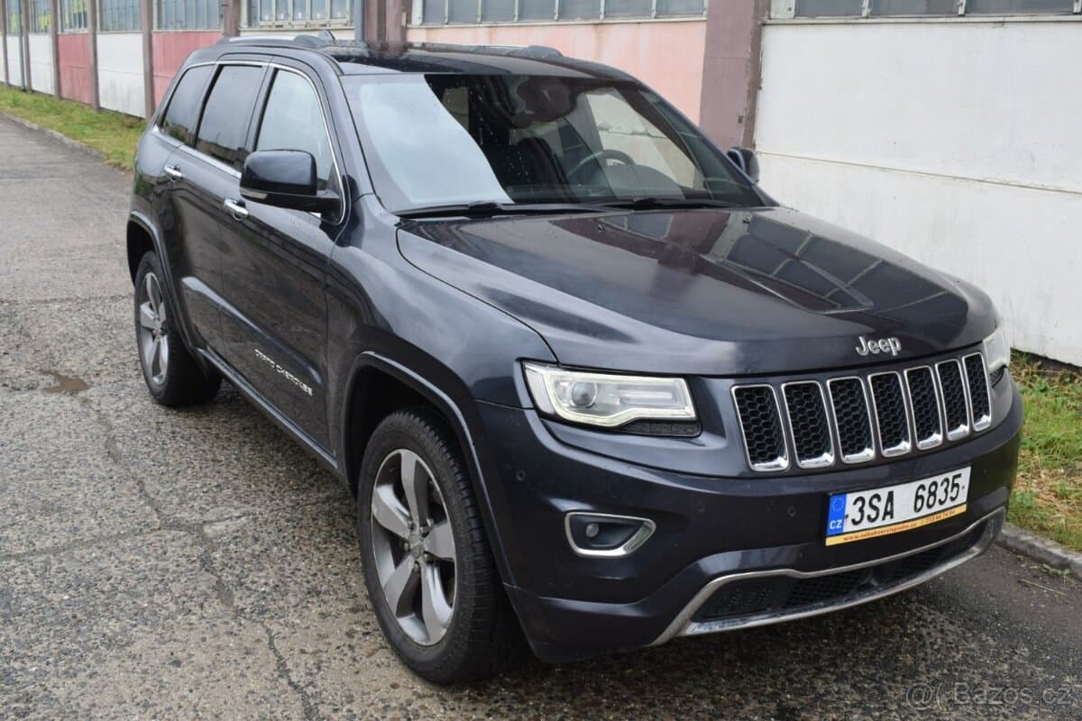 2013 Jeep CHEROKEE - 13