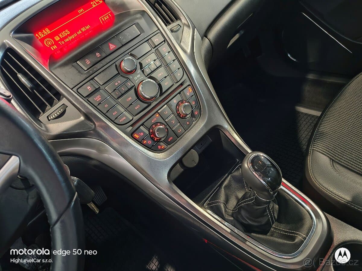 2012 Opel ASTRA - 13