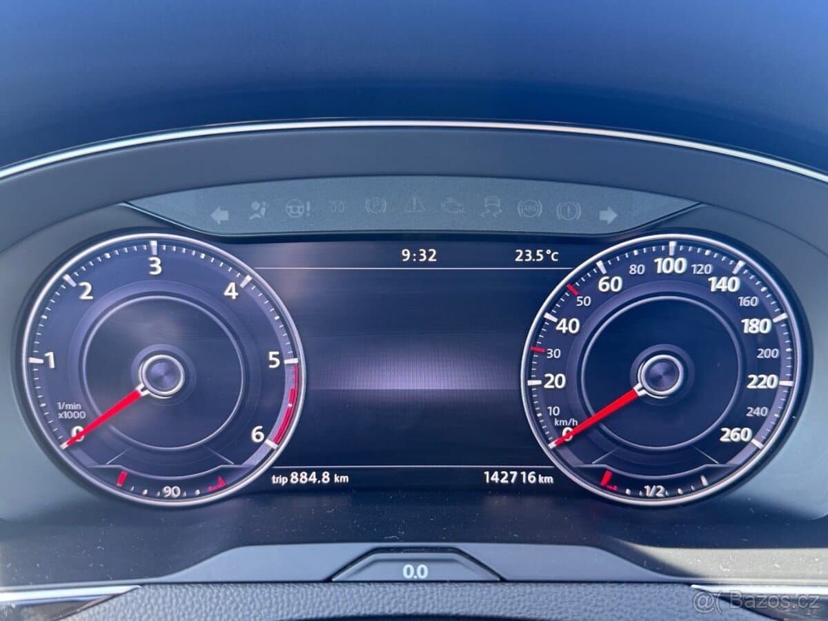 2015 Volkswagen PASSAT - 13