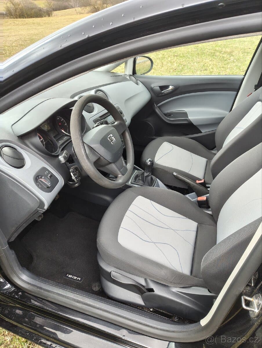 2015 Seat IBIZA - 13