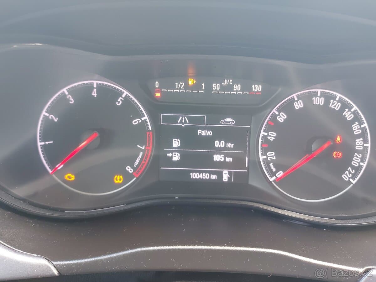 2015 Opel CORSA - 13