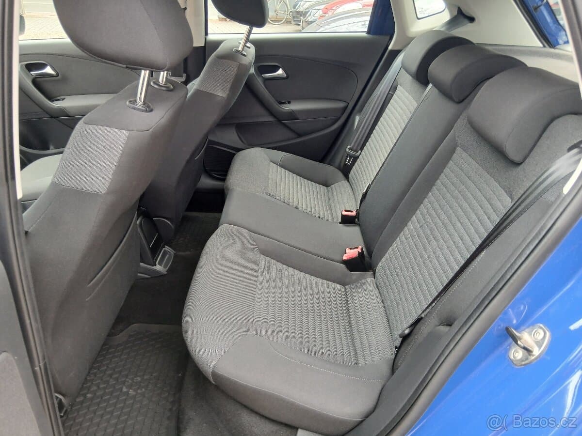 Volkswagen POLO - 13