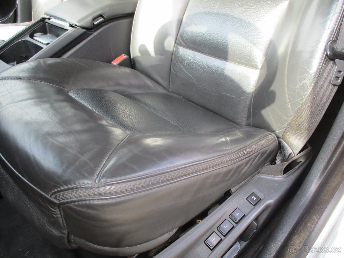2010 Volvo XC70 - 13