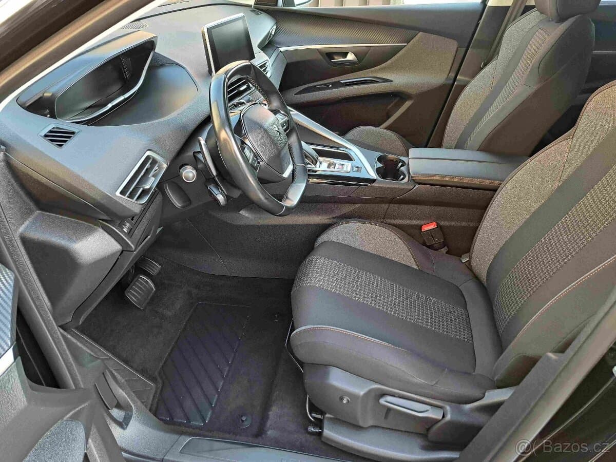 2019 Peugeot 5008 - 13