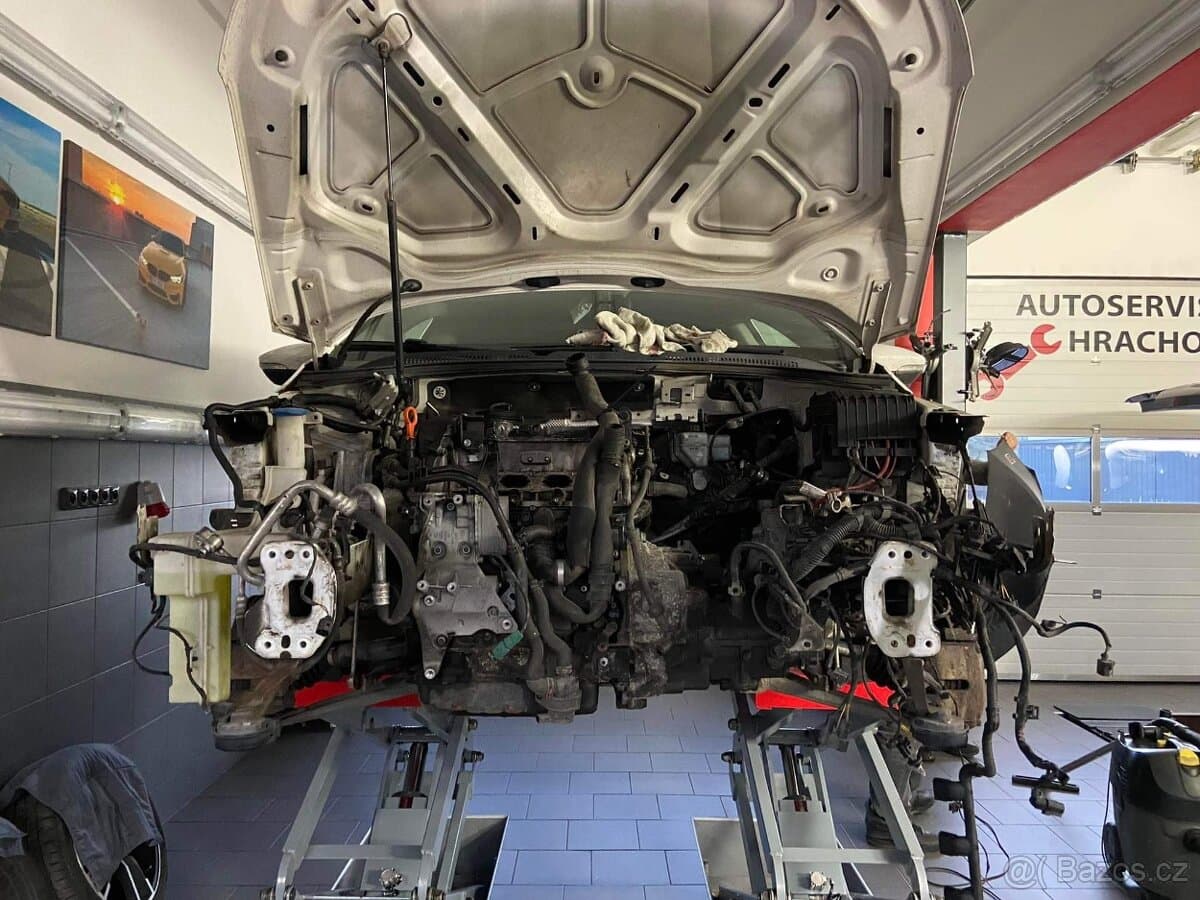 Volkswagen PASSAT CC - 13
