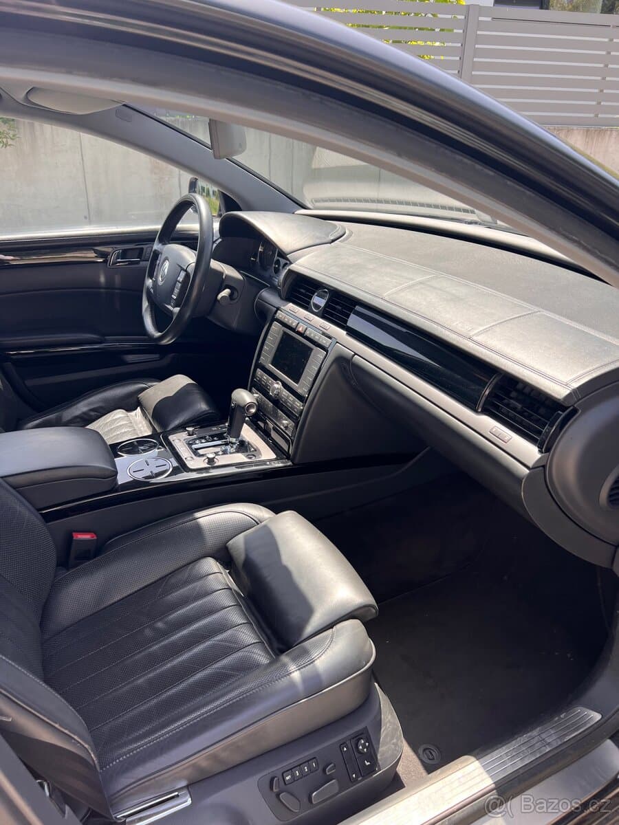 2008 Volkswagen PHAETON - 13