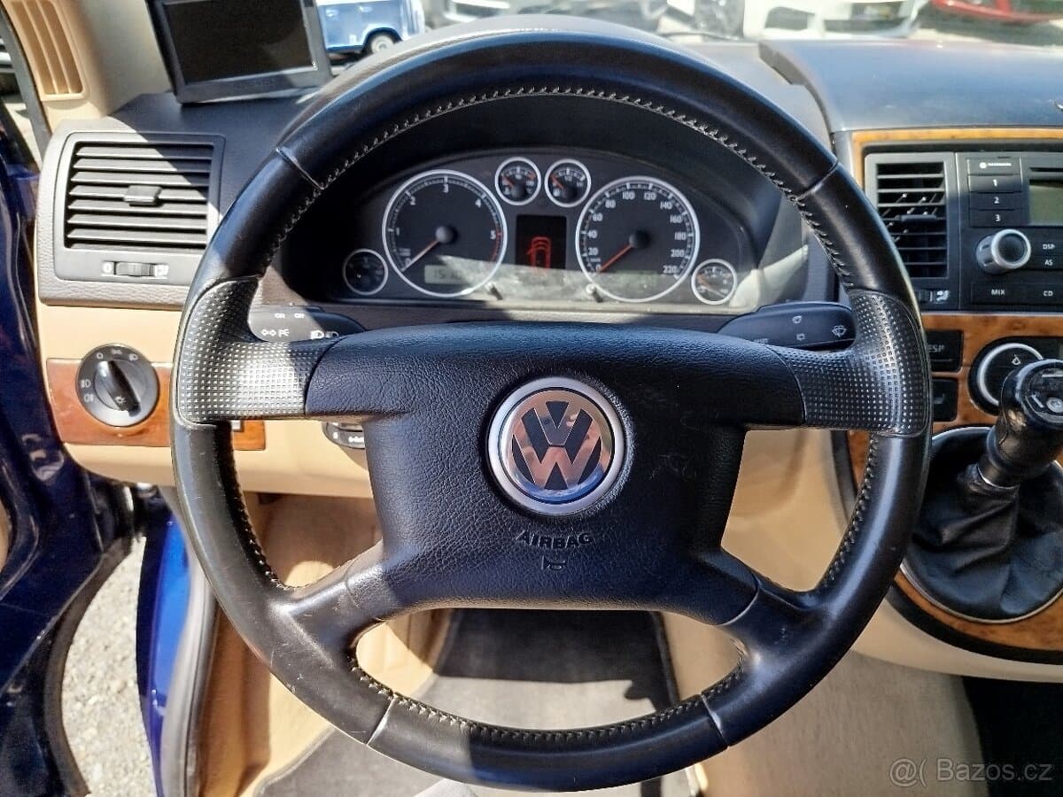 2006 Volkswagen MULTIVAN - 13