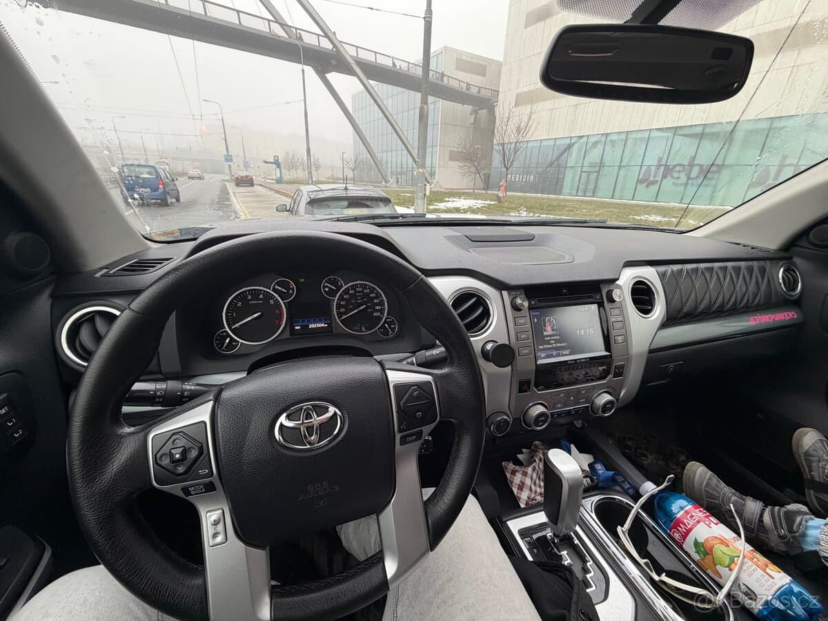 2016 Toyota TUNDRA - 13