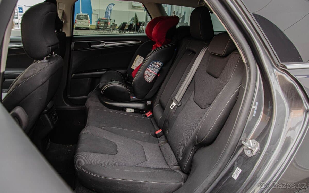 2015 Ford MONDEO - 13