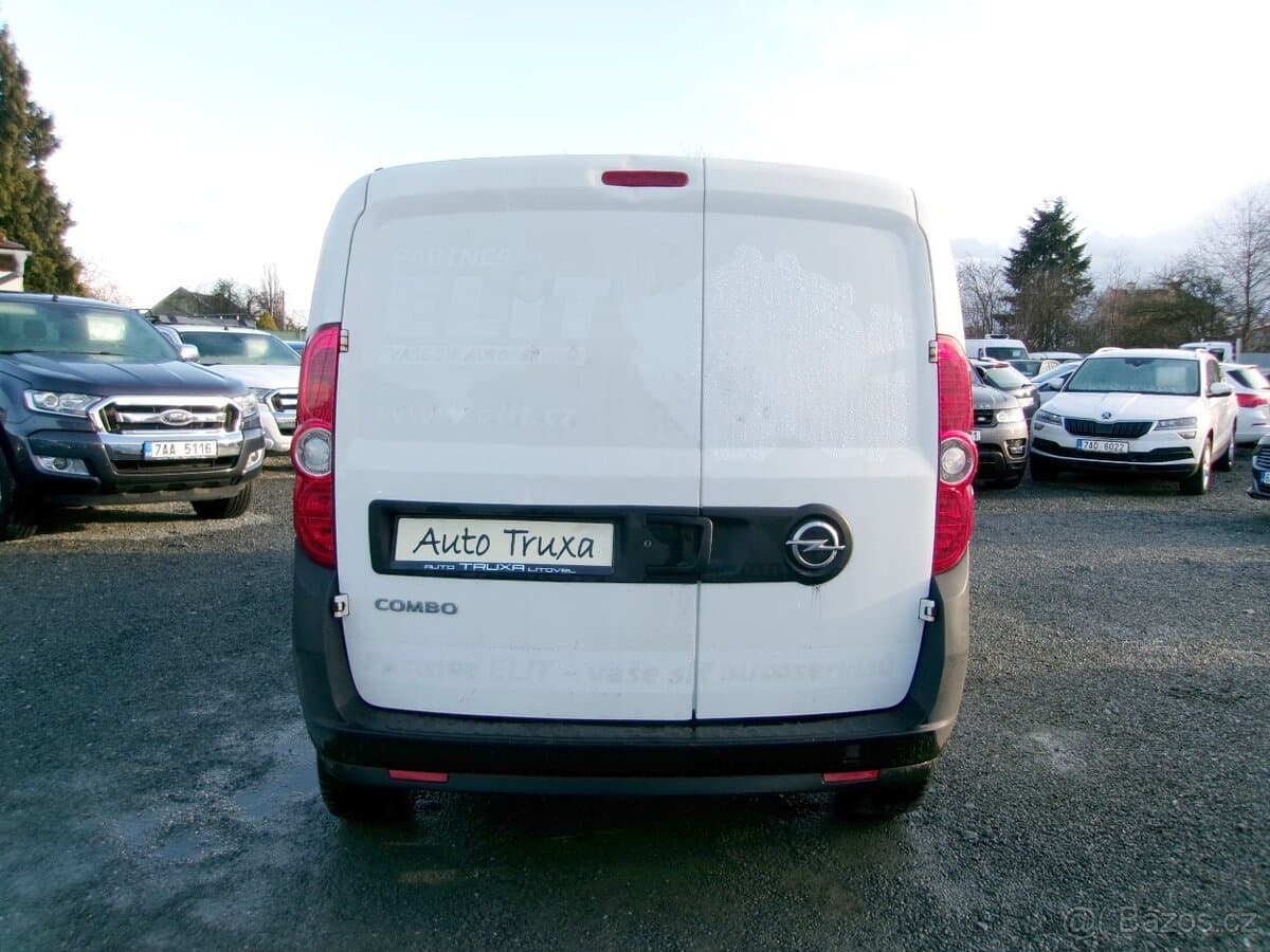 2018 Opel COMBO - 13