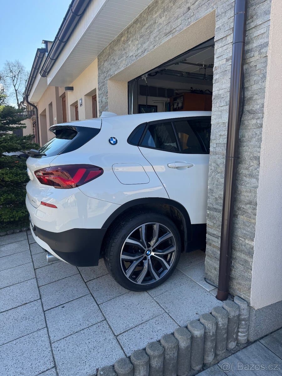 2021 BMW X2 - 13