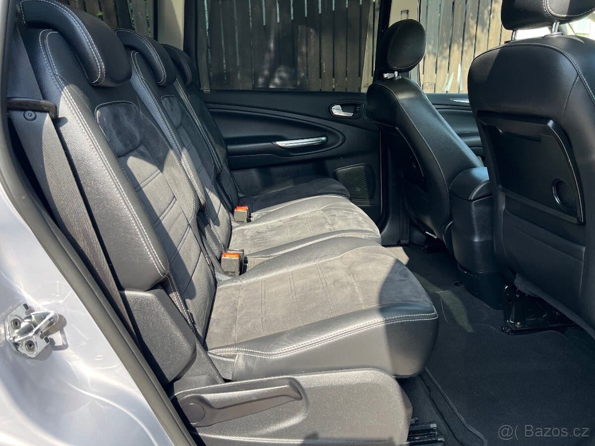 2013 Ford GALAXY - 13