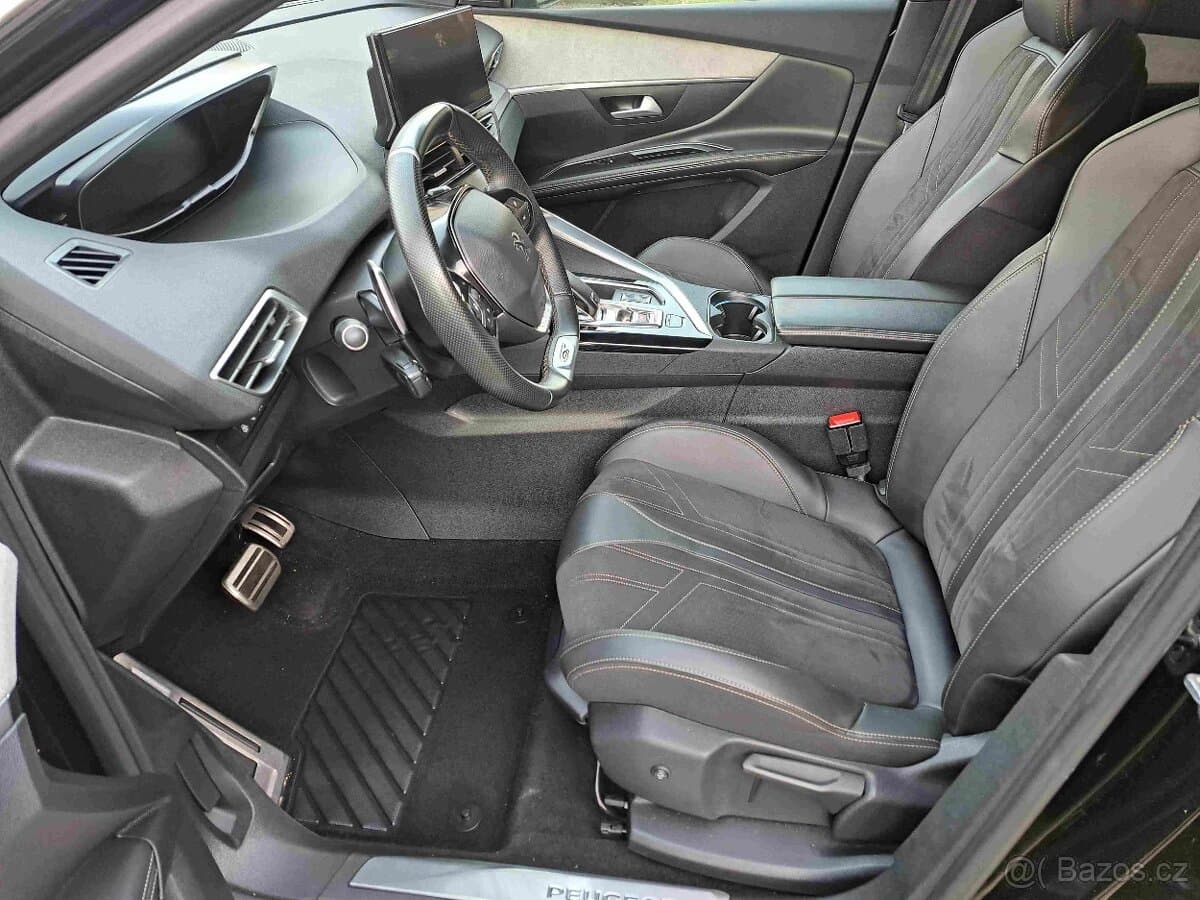 2021 Peugeot 5008 - 13