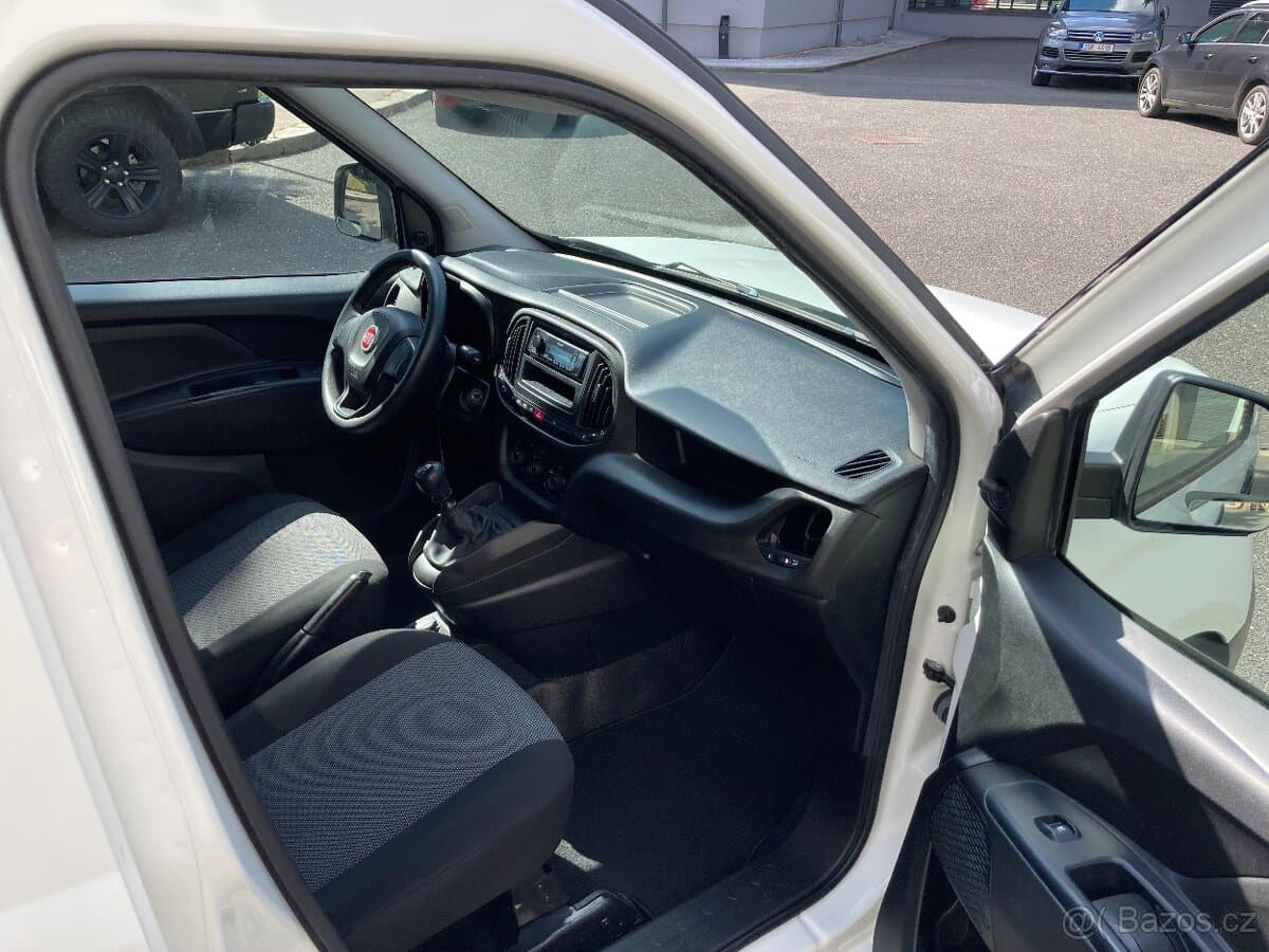 2019 Fiat DOBLO - 13