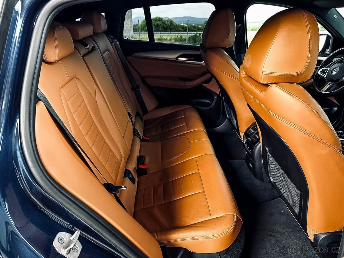 2021 BMW X4 - 13
