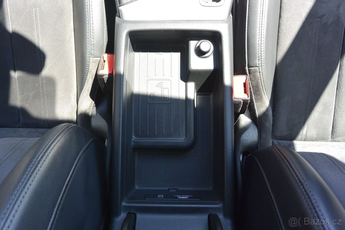 2017 Audi A4 - 13