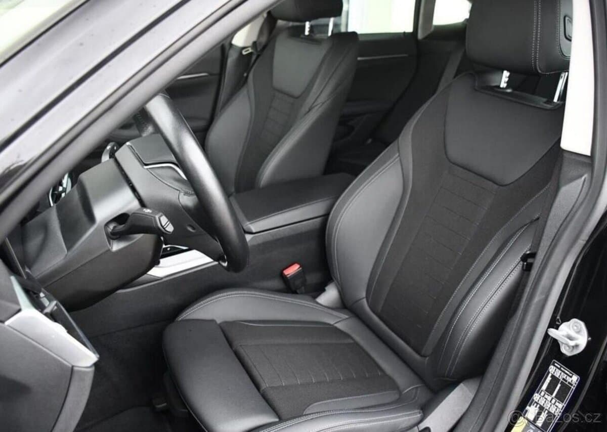 2023 BMW i4 - 13