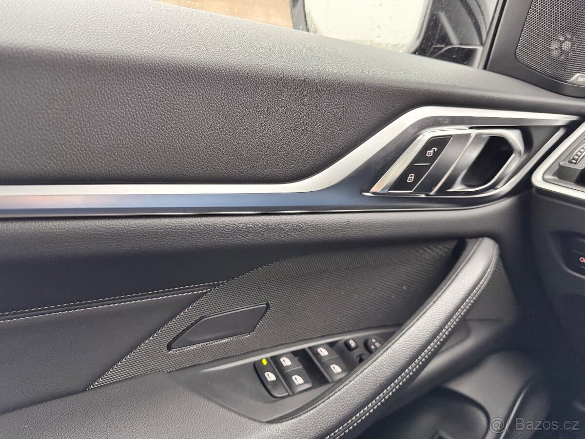 2023 BMW i4 - 13