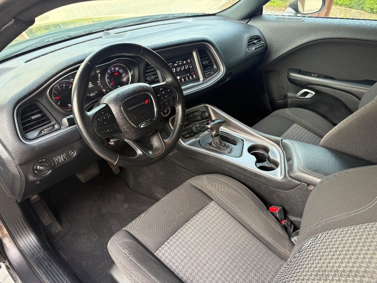 2020 Dodge CHALLENGER - 13