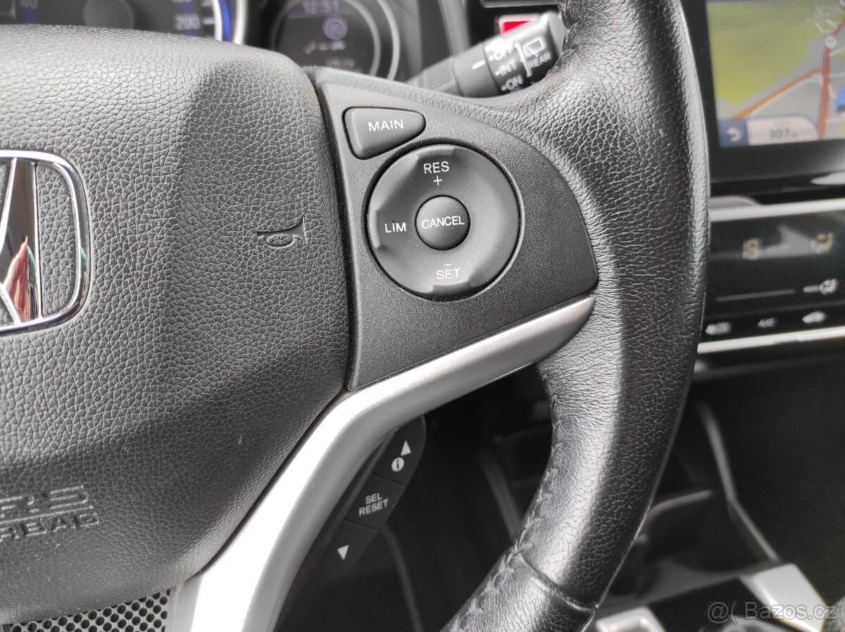 2016 Honda JAZZ - 13