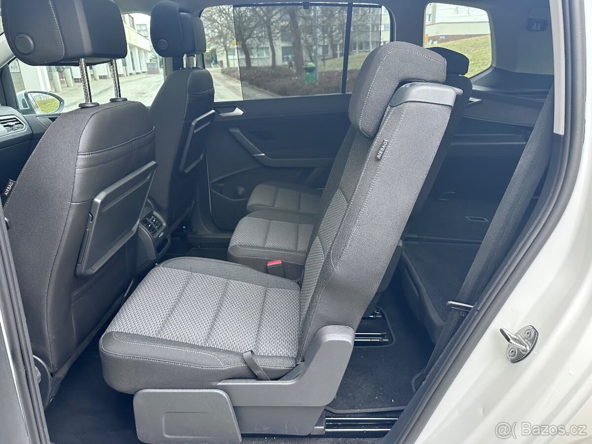 Volkswagen TOURAN - 13