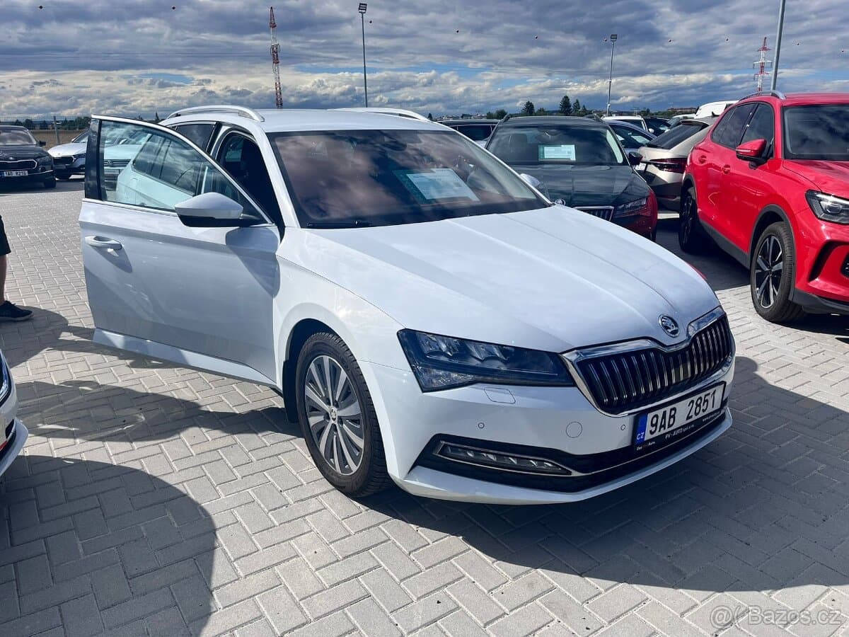 2022 Škoda SUPERB - 13