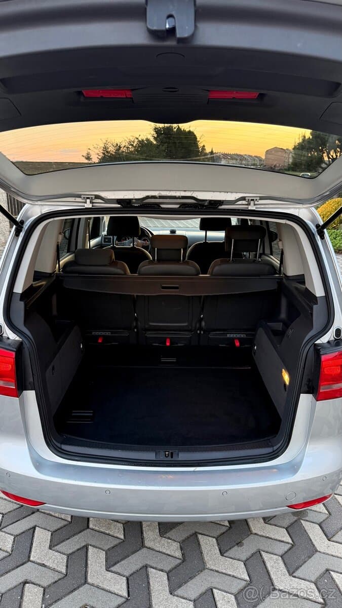 2011 Volkswagen TOURAN - 13