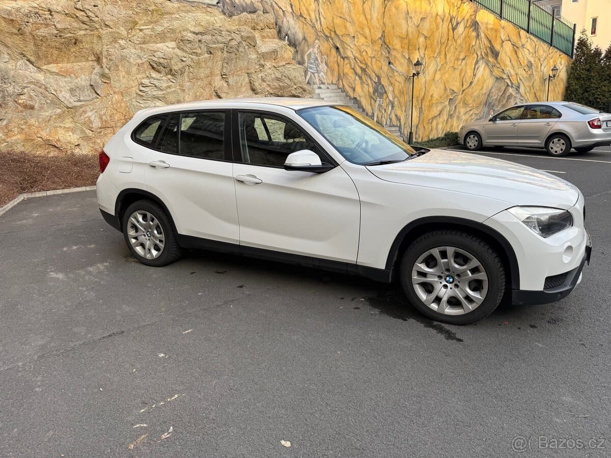 2012 BMW X1 - 13