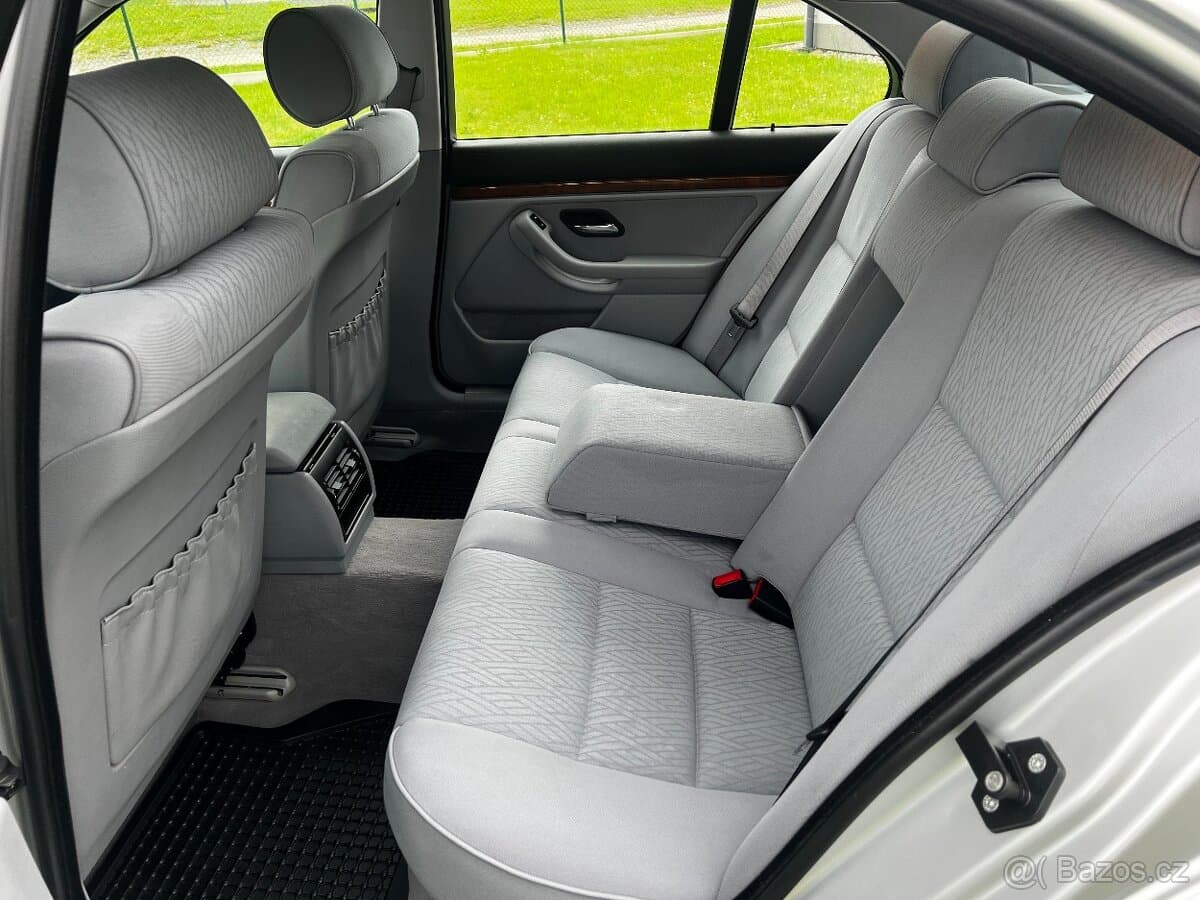 2001 BMW 5-SERIES - 13