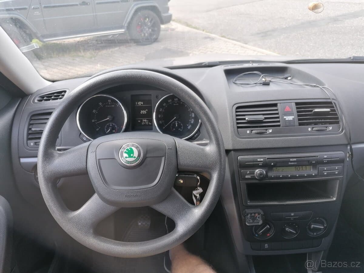 2010 Škoda YETI - 13