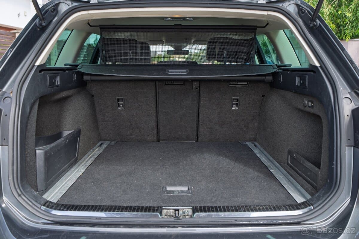 2016 Volkswagen PASSAT - 13
