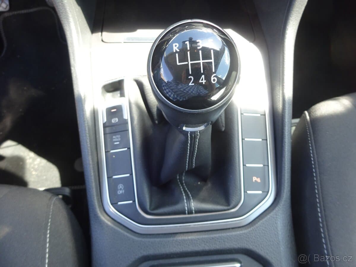2015 Volkswagen OSTATNÍ - 13